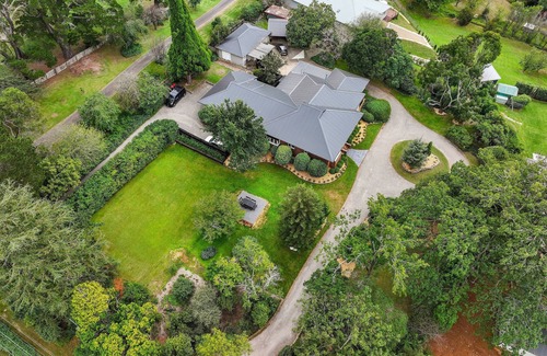 Bowral House | KERRISDALE BOWRAL -Large historic home in a perfect Bowral location