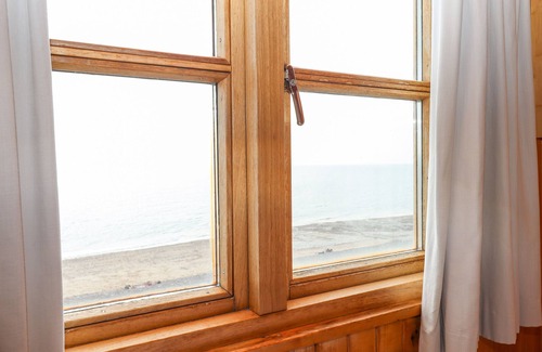 Branscombe Cottage | Kestrel