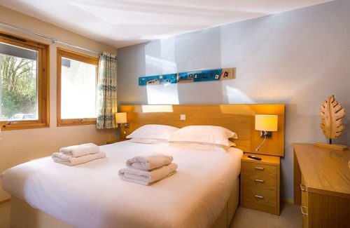 Keswick Cabin | KESWICK BRIDGE HELVELLYN 5, family friendly, with a garden in Keswick