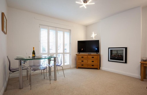 Keswick Apartment | Keswick Ground floor apartment with parking
