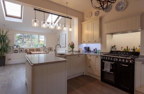 Kew House | Kew Green Period House
