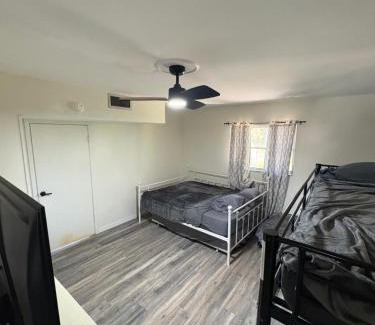 Laurel Apartment | Key Lime Cottage