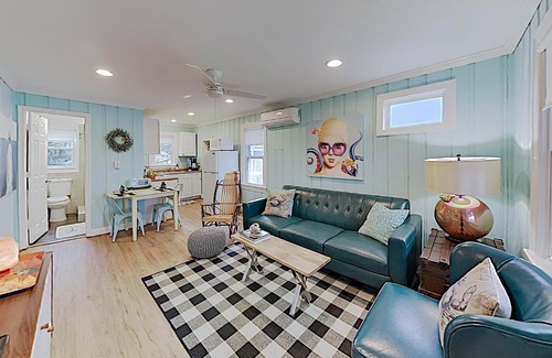 Ocean City House | Key Lime & Parrot Bay