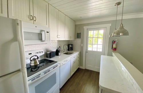 Bahama Village Condo | Key West Rooster