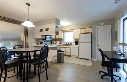 Kitty Hawk House | KH Escape! Pool+Tennis+Basketball+0.8 mi to Beach!