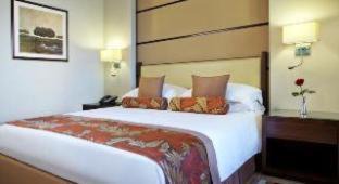Abu Dhabi Resort | Khalidiya Palace Rayhaan by Rotana, Abu Dhabi
