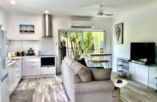 Torquay Apartment | Kick back and relax in this calm, quiet and stylish space on the Fraser Coast.