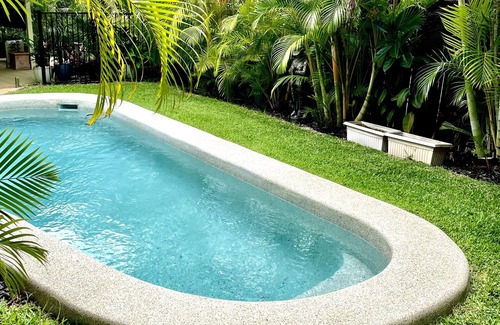 Torquay Apartment | Kick back and relax in this calm, quiet and stylish space on the Fraser Coast.
