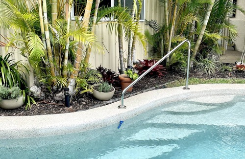 Torquay Apartment | Kick back and relax in this calm, quiet and stylish space on the Fraser Coast.