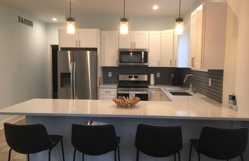 Michigan City House | Kid-friendly Michiana cottage! Summer dates open - including 4th of July!