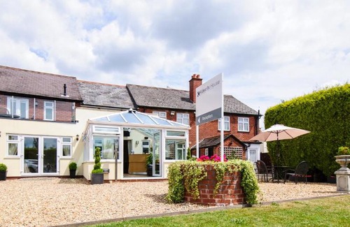 Hereford House | Kidwells House