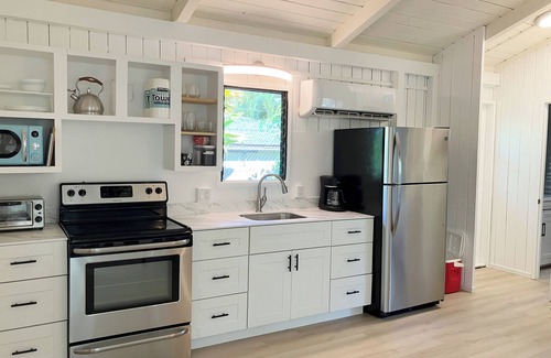 Kihei House | Kihei Beach Cottage - 1 Block to the Beach!