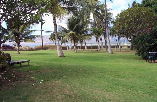 Kihei Cottage | Kihei - Tropical Cottage Across from the Beach - PERMIT # STKM 2015/0003