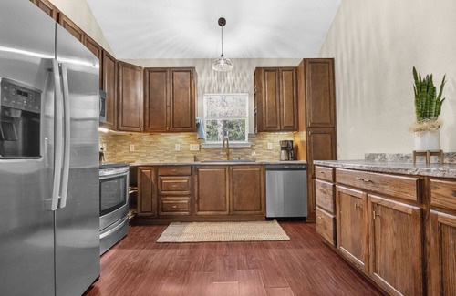Brookeland Cottage | Kiki's Cottage at Lake Sam Rayburn
