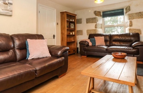 Helston Cottage | KILDEN COTTAGE, pet friendly, character holiday cottage in Helston