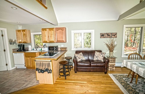 Killington House | Killington Summer Retreat: Air Conditioned - Sleeps 8 - Fire Pit & Bike Shed