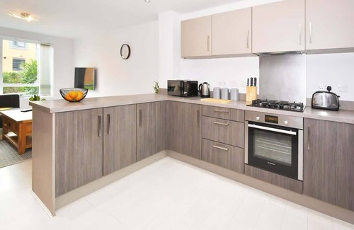 Stoke-on-Trent House | Kiln Side Summary: We