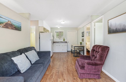 Kimberling City Hotel | Kimberling Cove C8