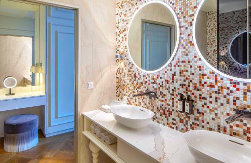 Orszagut Hotel | Kimpton BEM Budapest by IHG