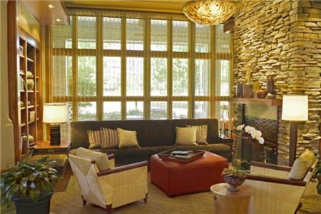 Downtown Portland Hotel | Kimpton Riverplace Hotel by IHG