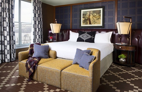 Downtown Portland Hotel | Kimpton Riverplace Hotel by IHG