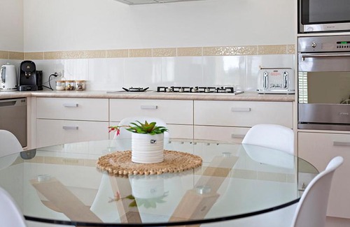 Kiama Heights Apartment | kims@kiama