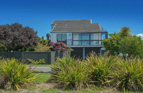 Tasman House | Kina Beach House