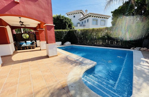 Torre-Pacheco Villa | Kind friendly villa with two bathrooms