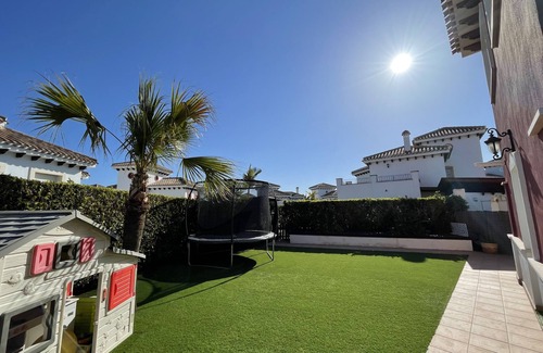 Torre-Pacheco Villa | Kind friendly villa with two bathrooms