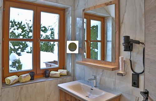 Alpendorf House | Kinderbauernhof Maurachhof