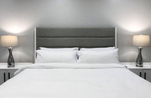 Greater Fondren Southwest House | King bed in gated community, 1300 sqft home