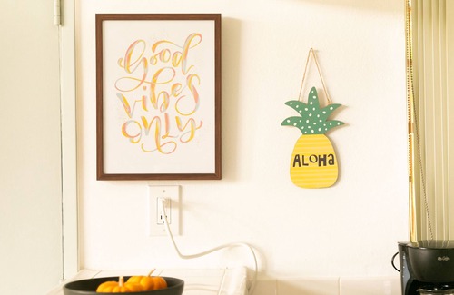 Thousand Oaks Apartment | 🌿 King Bed, Pool, Parking, Ideal for Long Stays