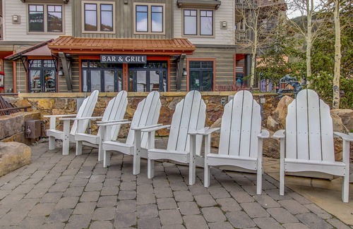 Copper Mountain Village Apartment | King Center Village lock-off w/shared hot tub, on rec trail, walk to lift