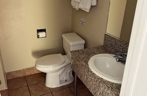 Park Mesa Heights Hotel | KING MOTEL