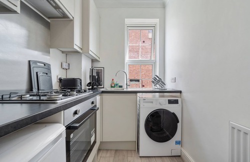 Somers Town Apartment | King's Cross Boutique Apartment! ZONE 1 !