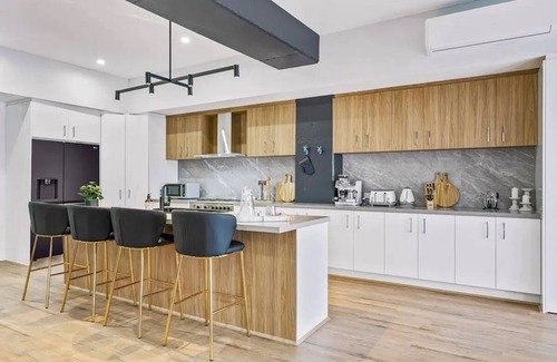 Erskineville Apartment | King’s Deluxe