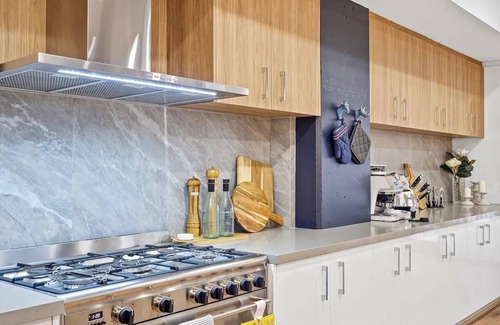 Erskineville Apartment | King’s Deluxe
