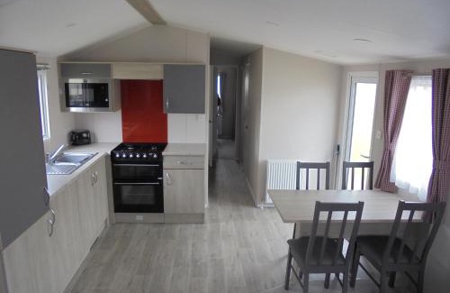 Ingoldmells House | Kingfisher Festival 6 Berth Central Heated Close to site entrance