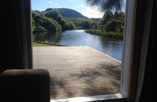 Taupo District Cottage | Kingfisher - Kuratau Holiday Home