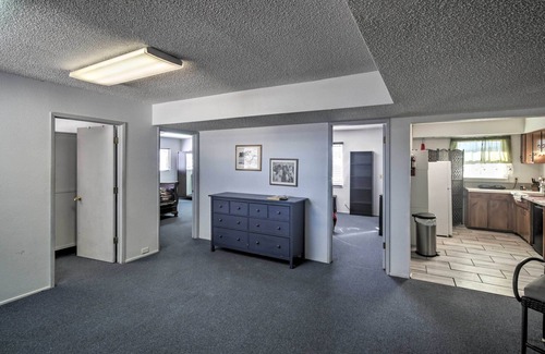 Kingman Apartment | Kingman Apartment < 2 Miles to Route 66 Sign!