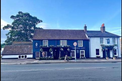 Runnymede Hotel | Kings Arms - Egham-Windsor
