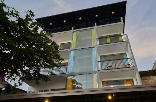 Kaduruduwa Hotel | KINGS BAY Beach Resort
