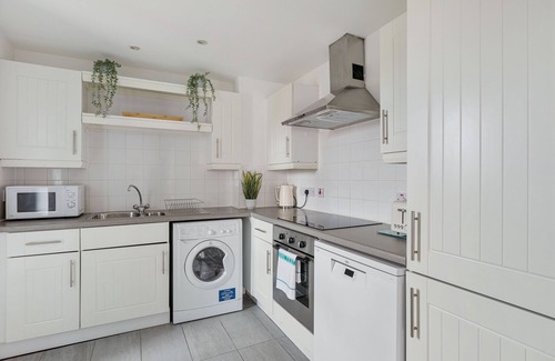 Islington Apartment | King’s Cross Cabin, 2-Bedroom 2-Bath Modern Property in Camden
