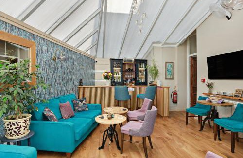 Torquay City Centre House | Kings Lodge