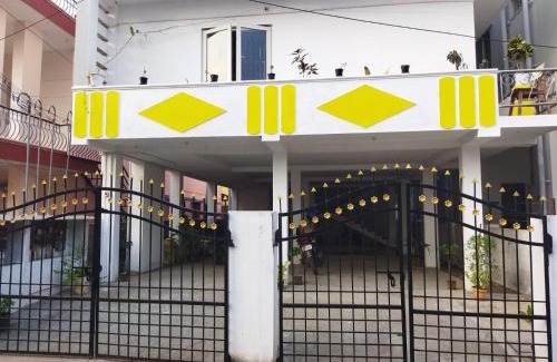 Coimbatore House | KINGS TOWN - Cyra Bliss County