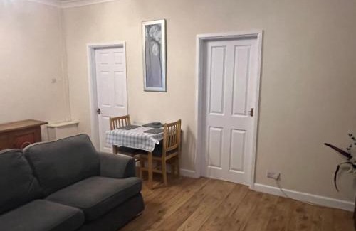 Doncaster Apartment | Kings view