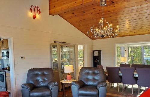 Marion Station House | Kingsbay Waterside Retreat House