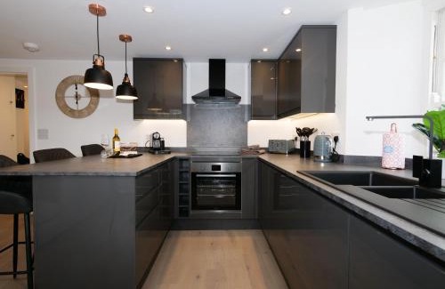 Kingsbridge House | Kingsbridge Penthouse