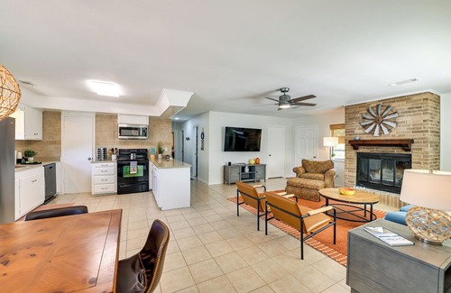 Kingston House | Kingston Vacation Rental w/Private Hot Tub!