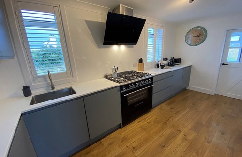 Isle of Lewis House | Kinnoull House near Stornoway with Hot Tub/Sauna/Pet friendly